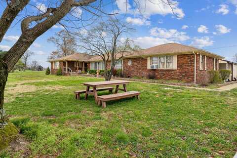 17018 Herndon Oak Grove Rd, Oak Grove, KY 42262