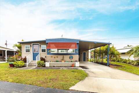 161 Tammy Dr, Sarasota, FL 34238