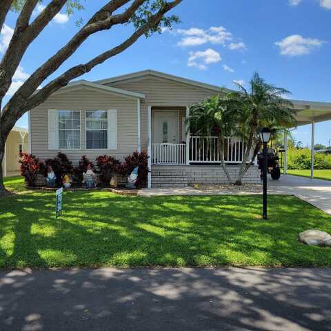 516 Town & Country Blvd, Sebring, FL 33870