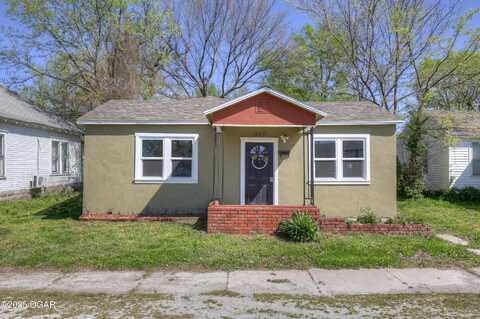 312 W Wilson Street, Carterville, MO 64835