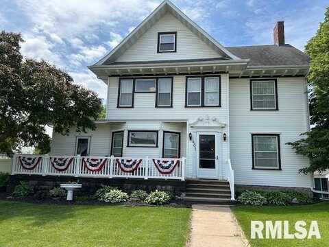 401 MARKET Street, Delmar, IA 52037