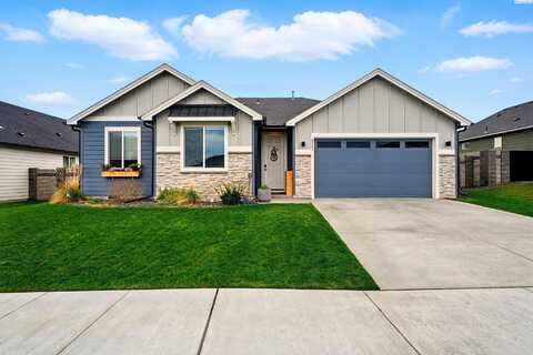 8383 Lennox St., West Richland, WA 99353