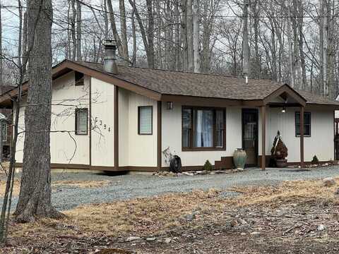 8955 Deerfield Road, Coolbaugh Township, PA 18466