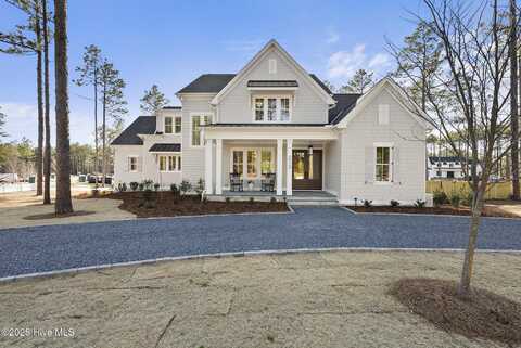 215 Hollycrest Drive, Pinehurst, NC 28374