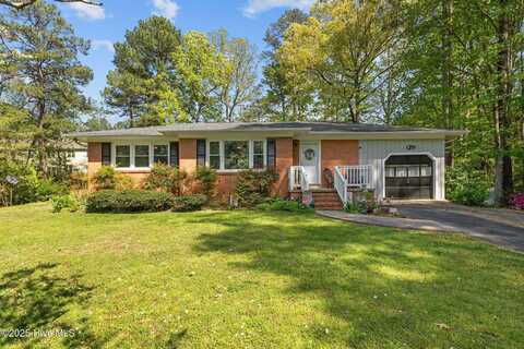 2002 Longwood Avenue, Sanford, NC 27330