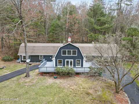 20 Chuck Foster Drive, Hawley, PA 18428