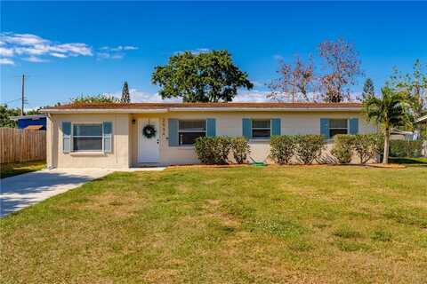 2554 3rd Street SW, Vero Beach, FL 32962