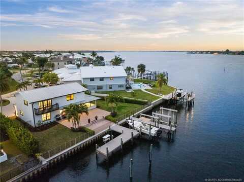 24 SW Riverway Boulevard, Palm City, FL 34990