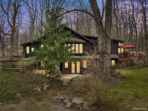 48814 GYDE Road, Canton, MI 48187