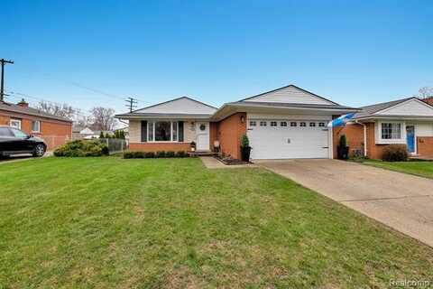 945 KENILWORTH, Clawson, MI 48017