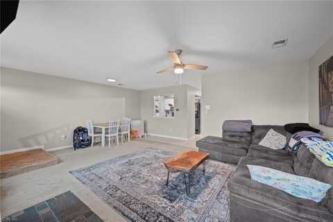 1579 Crescent Pointe Lane, Virginia Beach, VA 23456