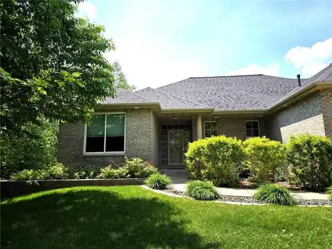 6380 Highland Hills Boulevard S, Cottage Grove, MN 55016