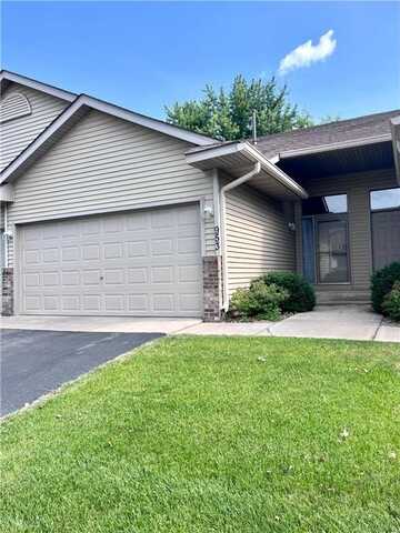 953 14th Lane SE, Cambridge, MN 55008