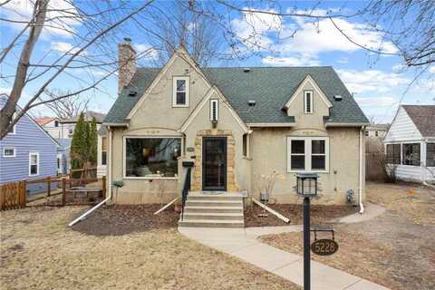 5228 Shoreview Avenue, Minneapolis, MN 55417