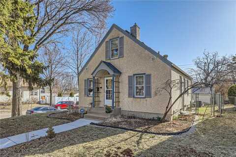3654 Queen Avenue N, Minneapolis, MN 55412