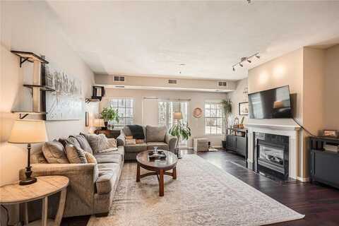 12693 Collegeview Drive, Eden Prairie, MN 55347