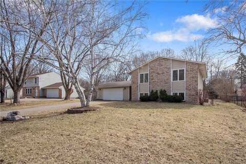 3220 Walnut Grove Lane N, Plymouth, MN 55447