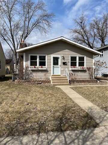 127 31st Avenue N, Saint Cloud, MN 56303
