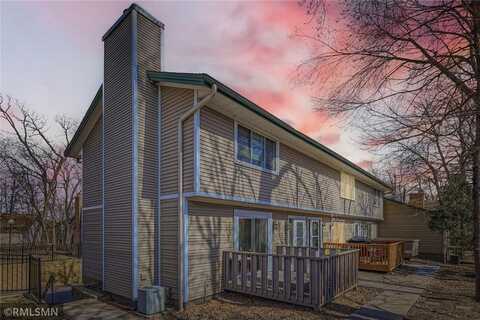 15768 27th Avenue N, Plymouth, MN 55447