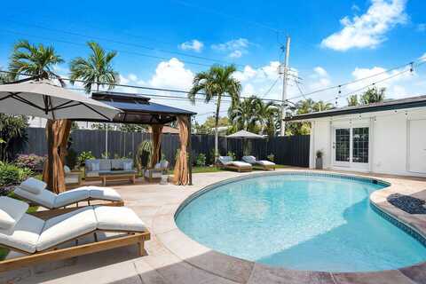 2001 NE 62nd Street, Fort Lauderdale, FL 33308