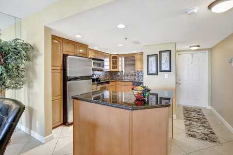 3300 W Rolling Hills Circle, Davie, FL 33328