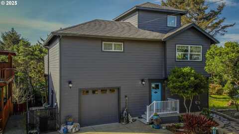 4604 FALCON ST, Florence, OR 97439