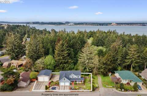 992 SEAGATE AVE, Coos Bay, OR 97420