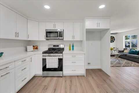 13490 Highway 8 Business East, Lakeside, CA 92040