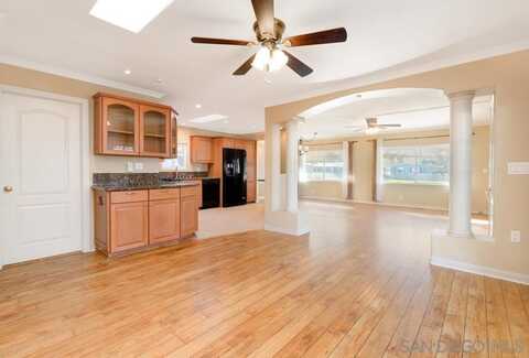 276 N El Camino Real, Oceanside, CA 92058