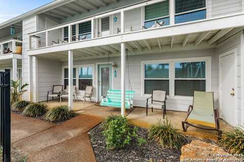 71 W Nassau, Rockport, TX 78382