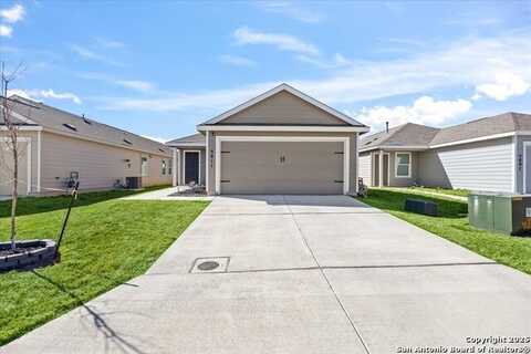5811 San Geronimo, Seguin, TX 78155