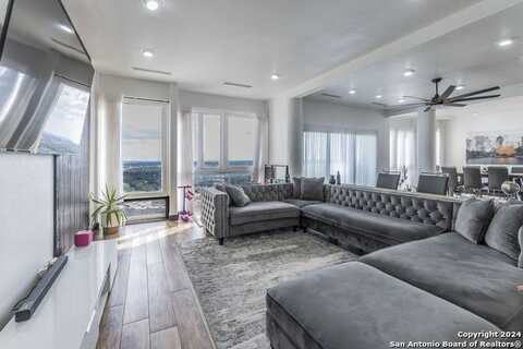 7701 Wurzbach Road, San Antonio, TX 78229