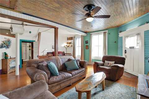 1321 Jefferson Street, Savannah, GA 31401