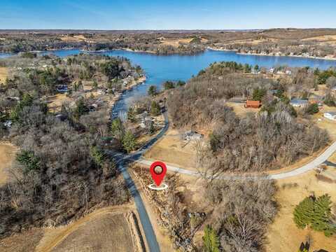 L46 Bunting E Redstone Drive, La Valle, WI 53941