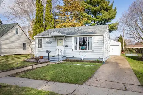 1020 N Walnut Street, Janesville, WI 53548