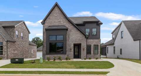 205 Fame Ave, Tuscumbia, AL 35674