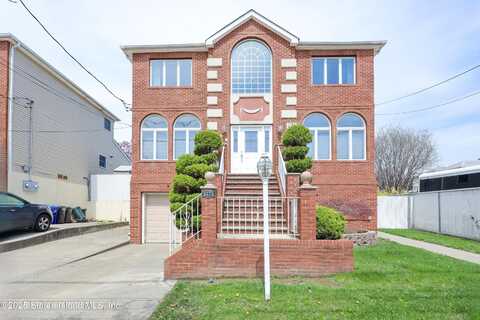 5775 Hylan Boulevard, Staten Island, NY 10309