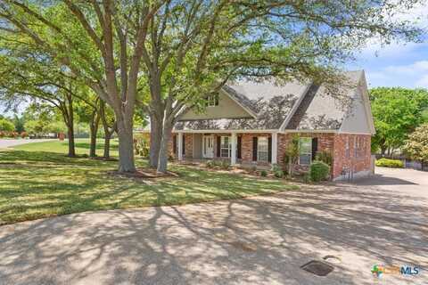 104 Twelve Oaks Drive, Temple, TX 76504