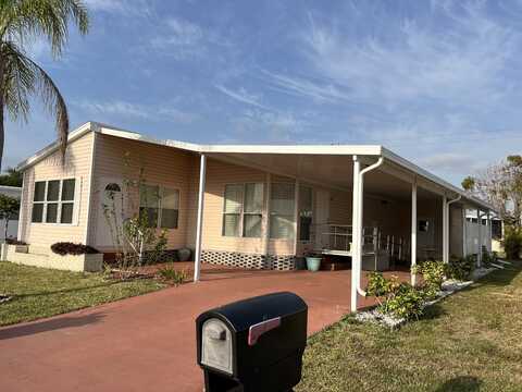 48 SERENDIPITY BLVD., North Fort Myers, FL 33903