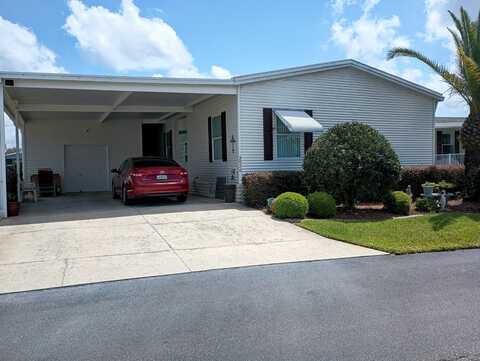 3926 Arrowwood Dr, Zephyrhills, FL 33541