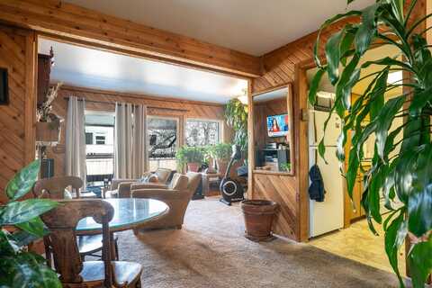 211 N 1st Ave, Ketchum, ID 83340
