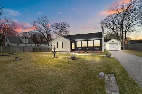 320 Miantonomo Drive, Warwick, RI 02888