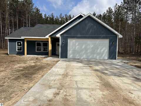 5125 NE Myers Road, Kalkaska, MI 49646