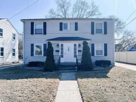 2205 State, Saginaw, MI 48601