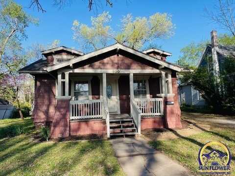 820 N Main ST, Ottawa, KS 66067