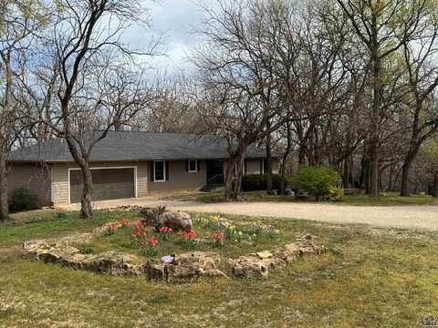 12301 S Stubbs RD, Overbrook, KS 66524