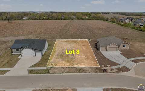 8008 SW 26th TER, Topeka, KS 66614