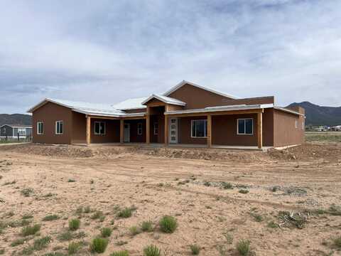 2 Ashley G Ln, Ranchos de Taos, NM 87557