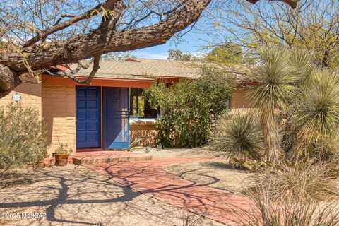 5255 E Holmes Street, Tucson, AZ 85711