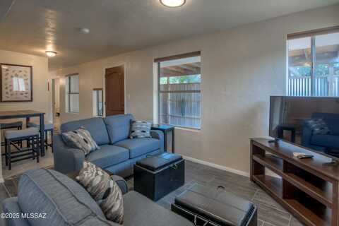 2625 E Prince Road, Tucson, AZ 85716
